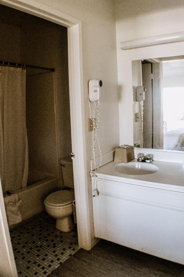 Devonshire Inn Motel Rosamond Dış mekan fotoğraf